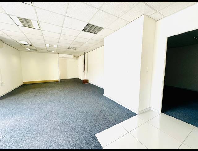 200M² OFFICE TO LET IN BRUMA